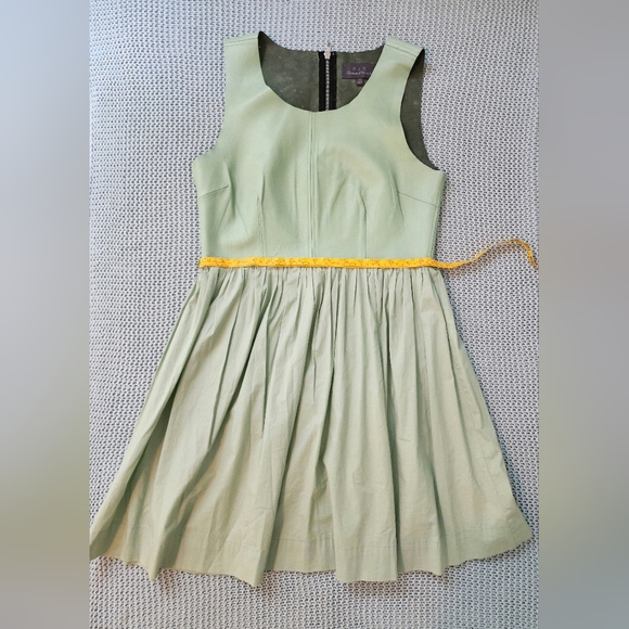 Vintage Sundress Fit And Flare, Size M, Fits Like An M Petite. Green. - Picture 6 of 7
